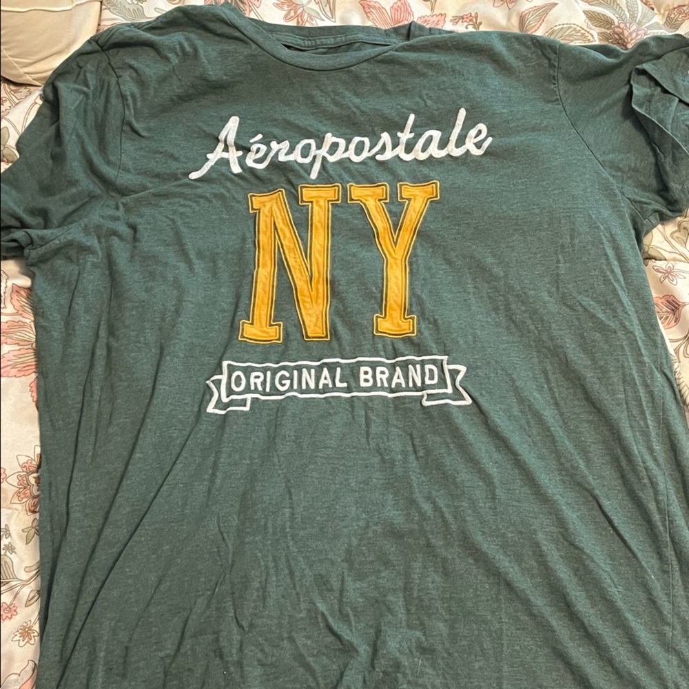Green Aeropostale U.S XL T-Shirt